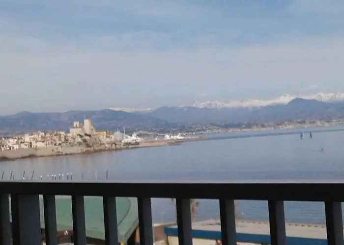 Antibes: A Nest Perched On The Sea!